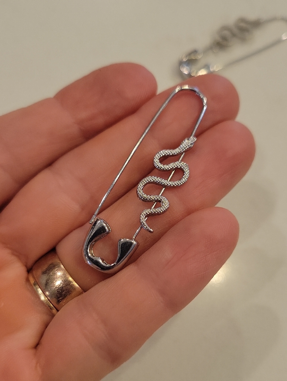 Trendy Snake Safety Pin Earrings - Picture 2 of 4